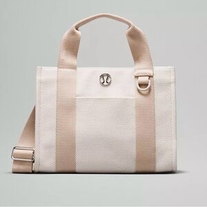 Lululemon Mini Tote NEW